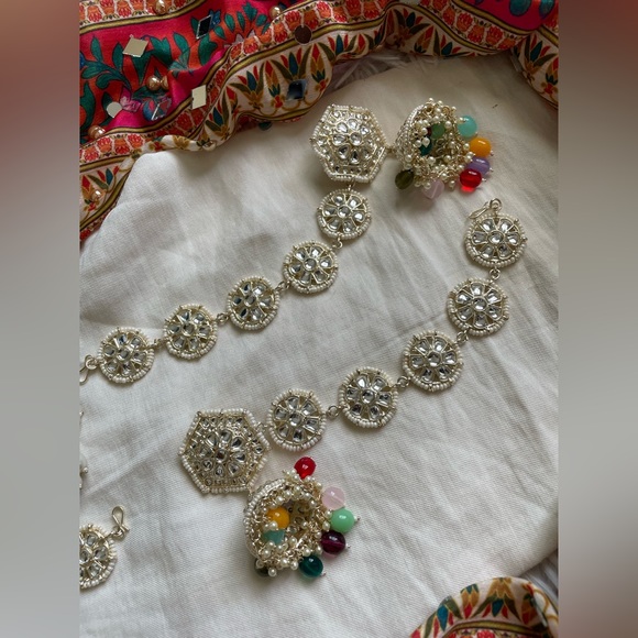 Multicolor Earrings with Sahara - Picture 3 of 4